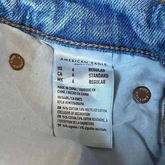American Eagle 90s boyfriend jeans size 6 - Picture 5 of 6